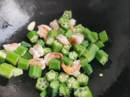Make Shrimp fried eggs step 10