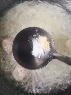 Make Pork meatballs step 7