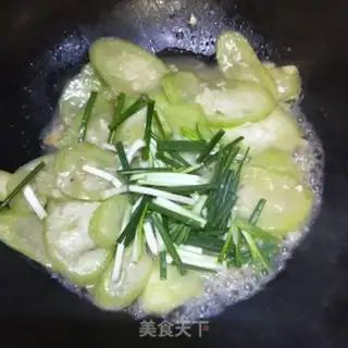 Make Garlic melon step 5