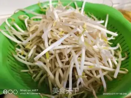 Make Bean sprouts step 2