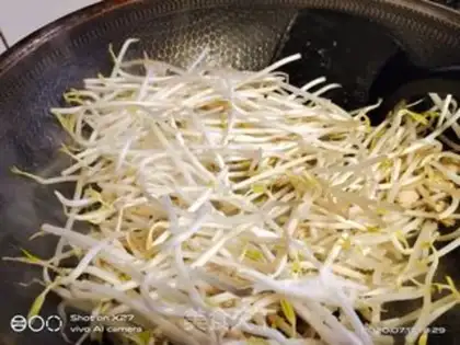 Make Bean sprouts step 6