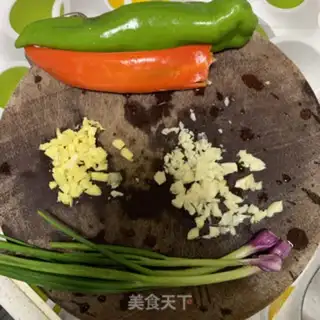 Make A duck-cracker fan step 3