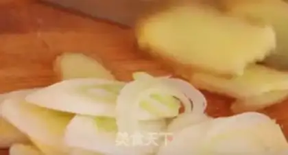 Make Sieg-chul fried ham step 1