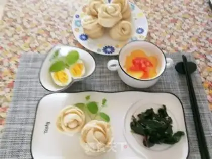 Make Rose buns step 14