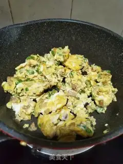 Make Pyramids and fried eggs step 5