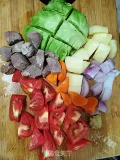 Make Homemade borscht step 2