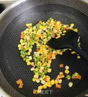 Make Corn pea shrimp step 1