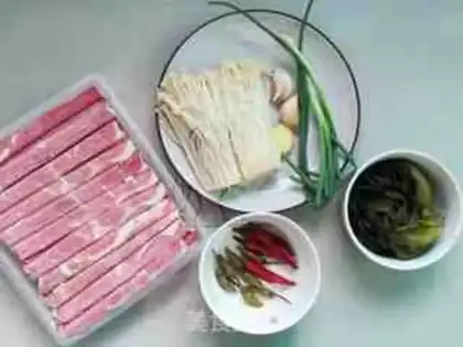 Make Gold-cracker soup, fat cow step 0