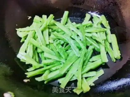 Make Scrambled eggs step 5