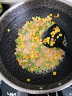 Make Corn pea shrimp step 3