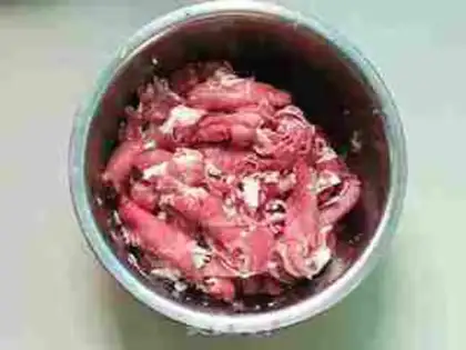 Make Gold-cracker soup, fat cow step 1