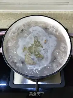 Make Porridge of peanut mushrooms and pigs step 7