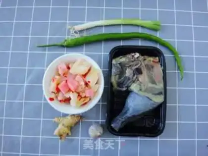 Make Pickle chicken leg step 0