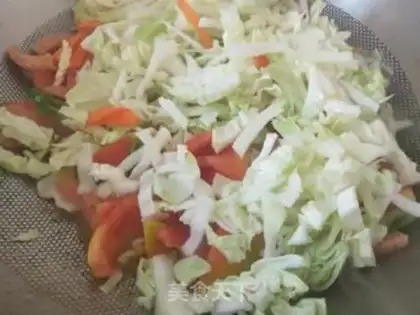 Make Tomato and cabbage step 3