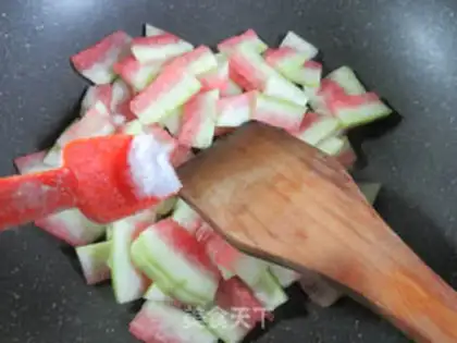 Make Watermelon peeled duck eggs step 4