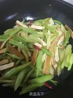Make Celery fried beans step 7