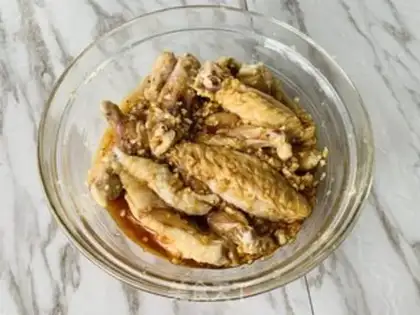 Make Pyramid chicken wings step 3