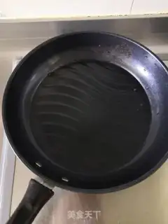 Make Black pretzels step 2