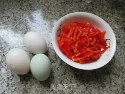 Make Paprika fried duck eggs step 0