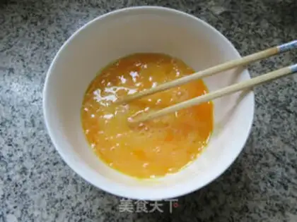 Make Paprika fried duck eggs step 2