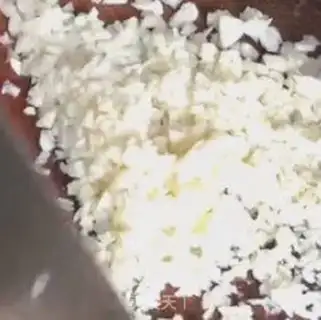 Make Garlic bitter melon step 0