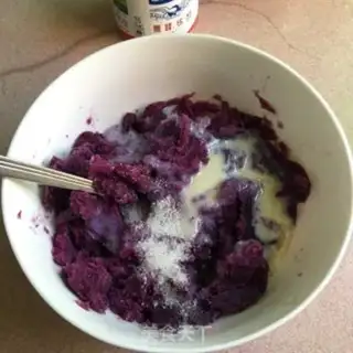 Make Potato bean cake step 2