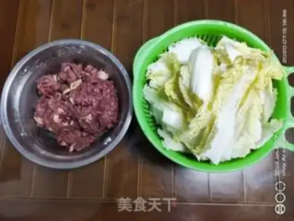 Make Big cabbage beef step 1