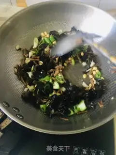 Make Eggs for noodles step 7