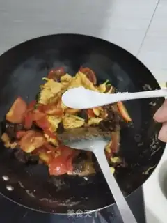 Make Tomato eggs fried wood step 6