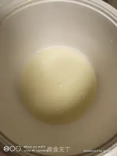 Make Red Scroll of Cake step 2