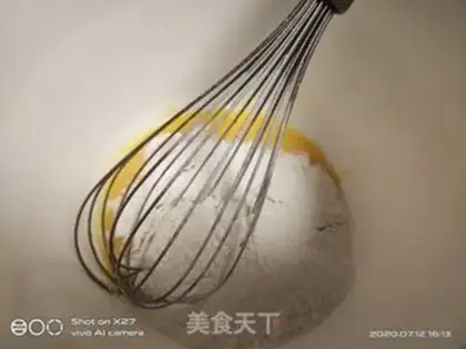 Make Red Scroll of Cake step 4