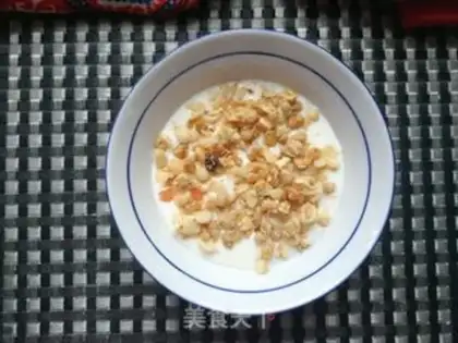 Make Flamingo poignant yogurt bowl step 5