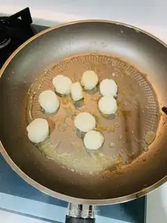 Make Fried tape step 2