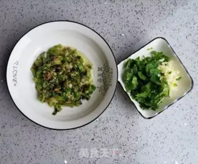 Make Onion noodles step 2