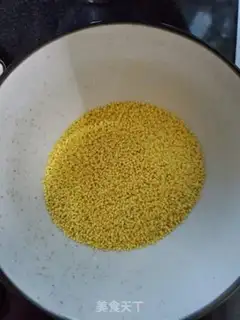 Make Red-tree apple porridge step 0