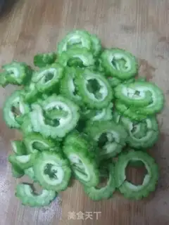 Make A cold, bitter melon step 1