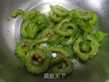 Make A cold, bitter melon step 2