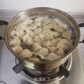 Make Liang is a meat dumpling step 8