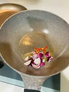 Make Onion fries step 6