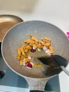 Make Onion fries step 8