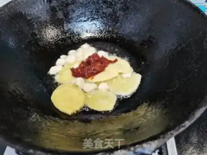 Make Spicy chicken shrimp step 1