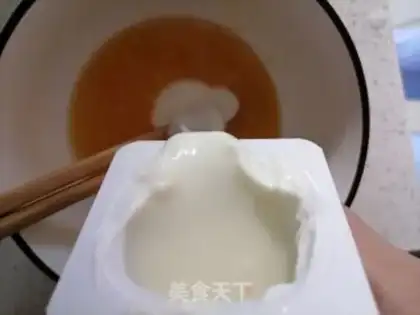 Make Red-tree marfin cake step 1
