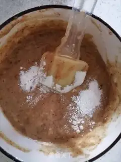 Make Red-tree marfin cake step 8
