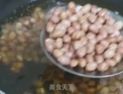 Make Old vinegar peanuts step 1