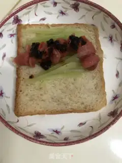 Make Baked sausage toast step 3