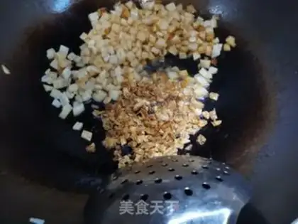 Make Scrambled salt pepper step 4
