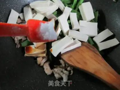 Make Five flowers, beans, tofu step 7