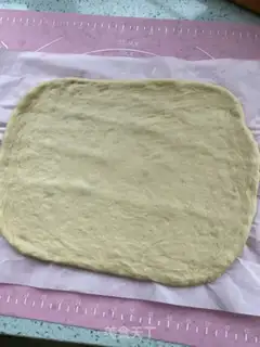 Make Onion pine rolls step 5