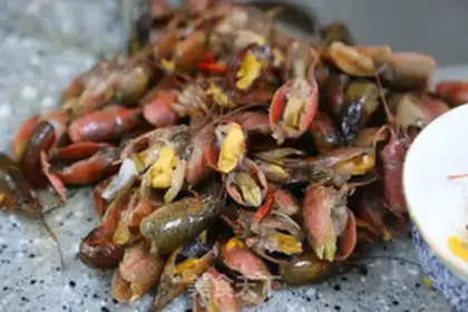 Make Garlic lobster tail step 1