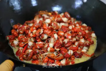 Make Garlic lobster tail step 9